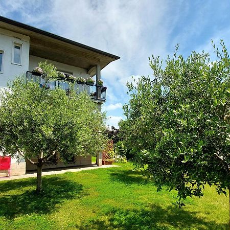 Villa Dolcitalia Tra Gardaland E Le Terme Di Cola Lazise Kültér fotó